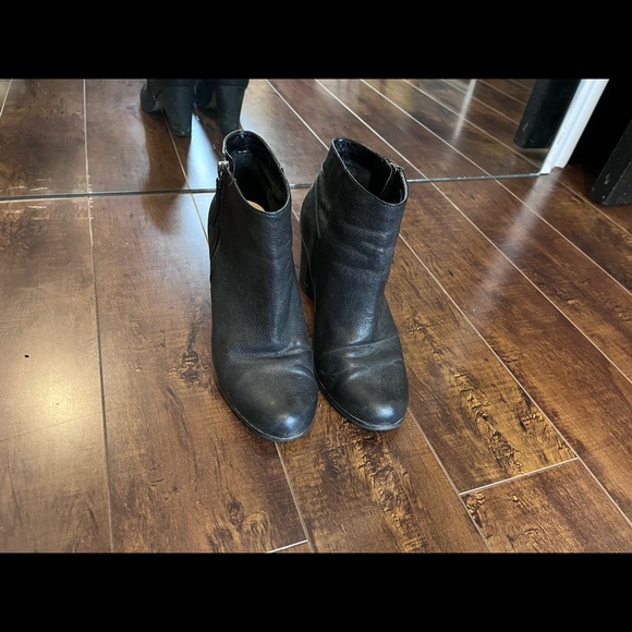 Cole Haan - Genuine Leather Booties - Size 7.5 - Picture 3 of 4